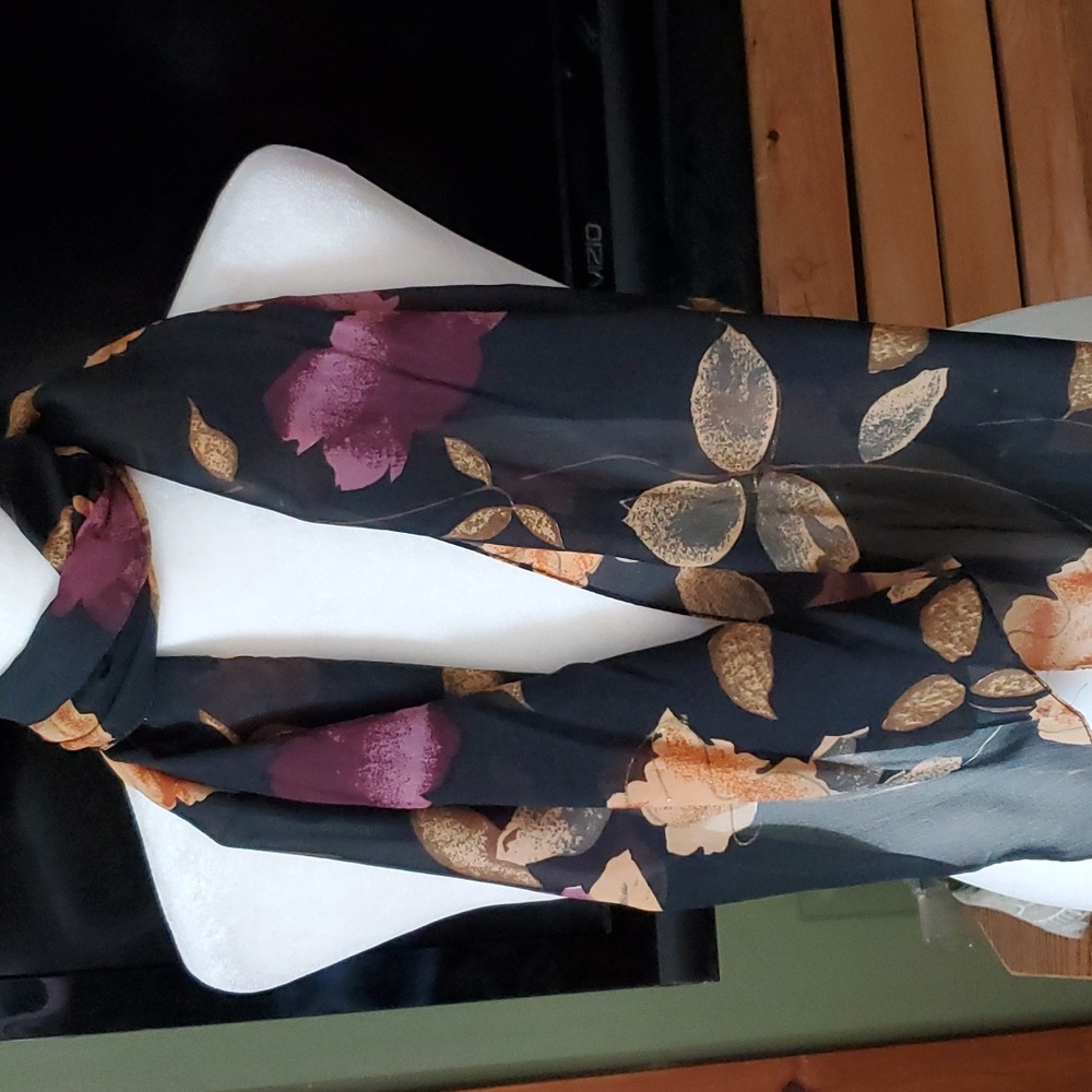 Glentex silky scarf